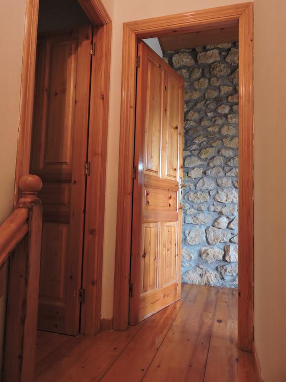 Maison d'hôtes Ablanera 2 à Onís Extérieur photo